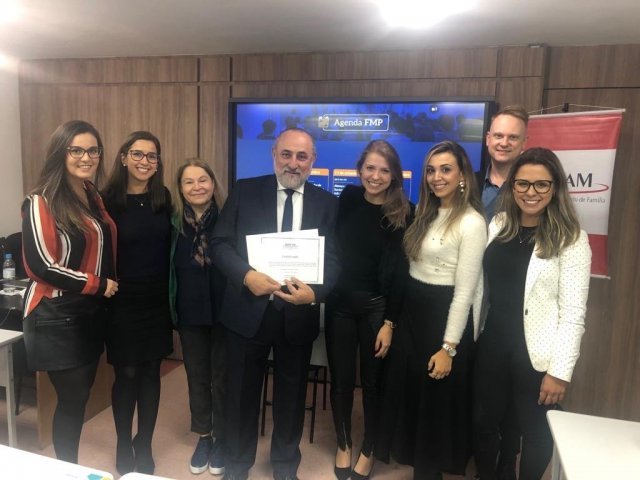 Palestra do Dr. Braulio Dinarte da Silva Pinto sobre “Questão avoenga: guarda, convivência e alimentos”.